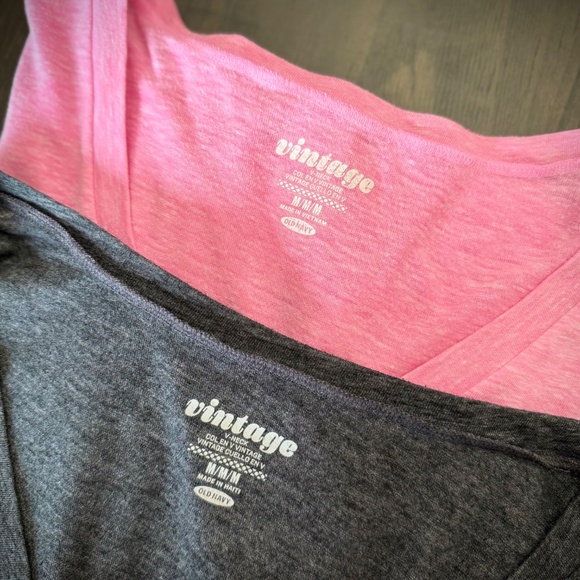 Old Navy T-Shirts (Set of two) - Picture 3 of 15